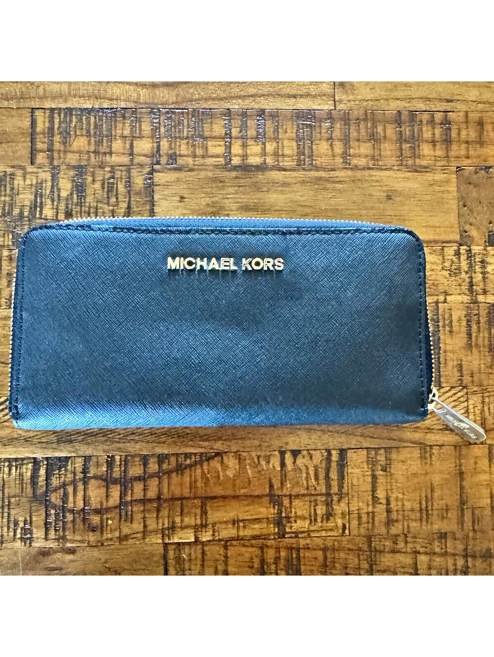 Michael Kors Women's Black Zip-Around Wallet, Zipper & Logo, Credit Card